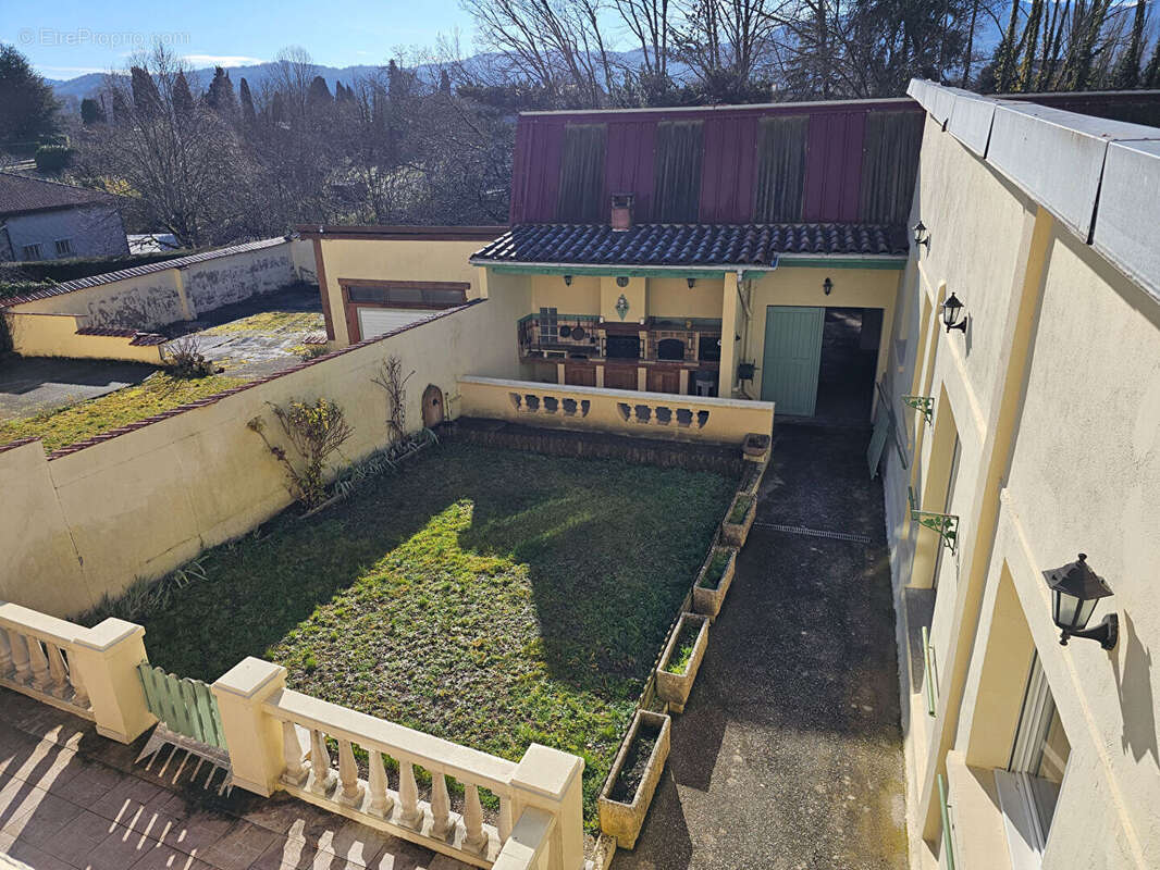 Maison avec dépendances et logement indépendant - photo 15