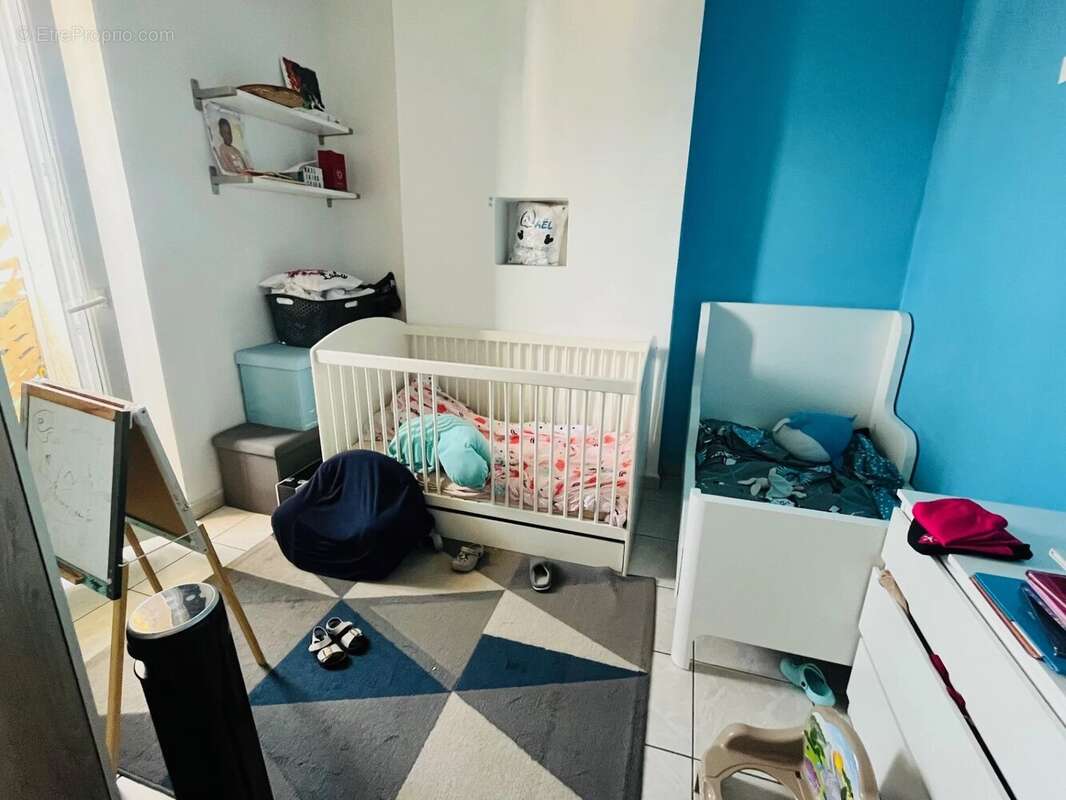 Appartement à MARSEILLE-3E