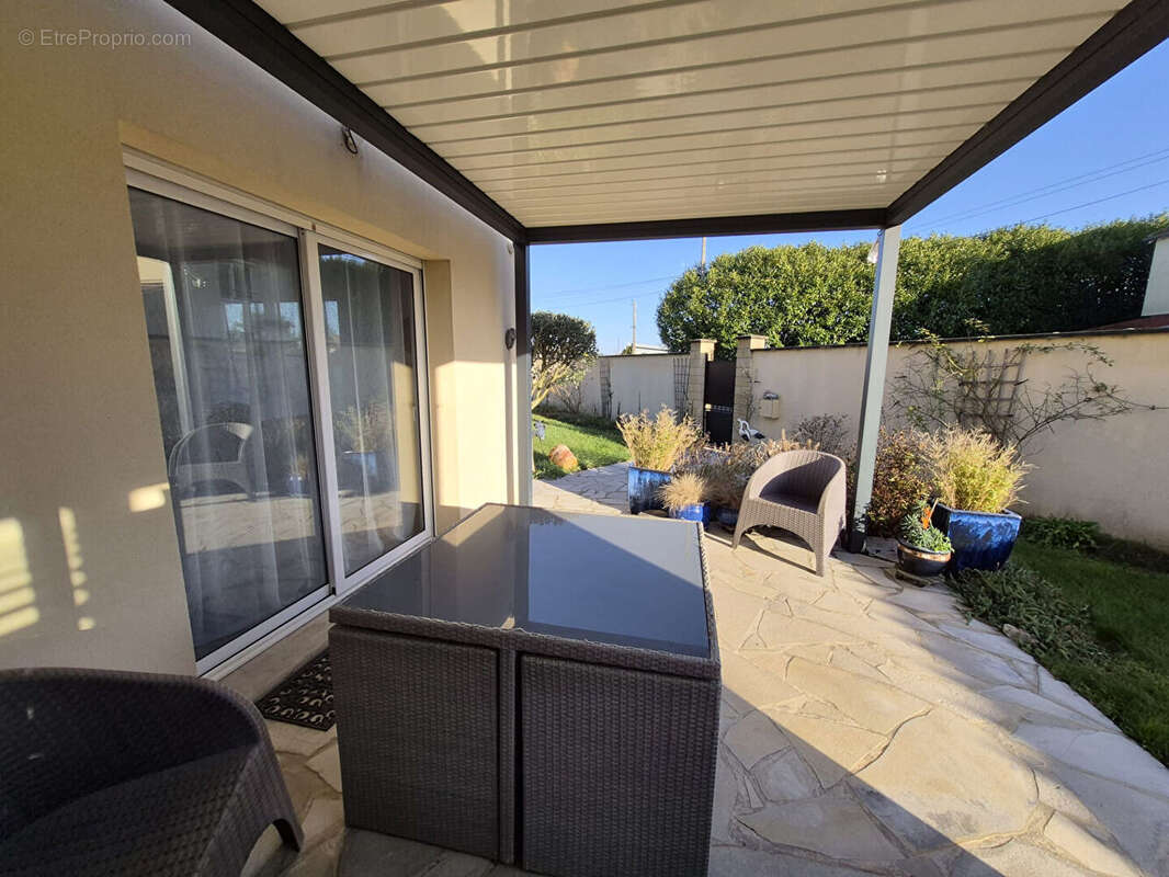 Maison à MERY-SUR-OISE