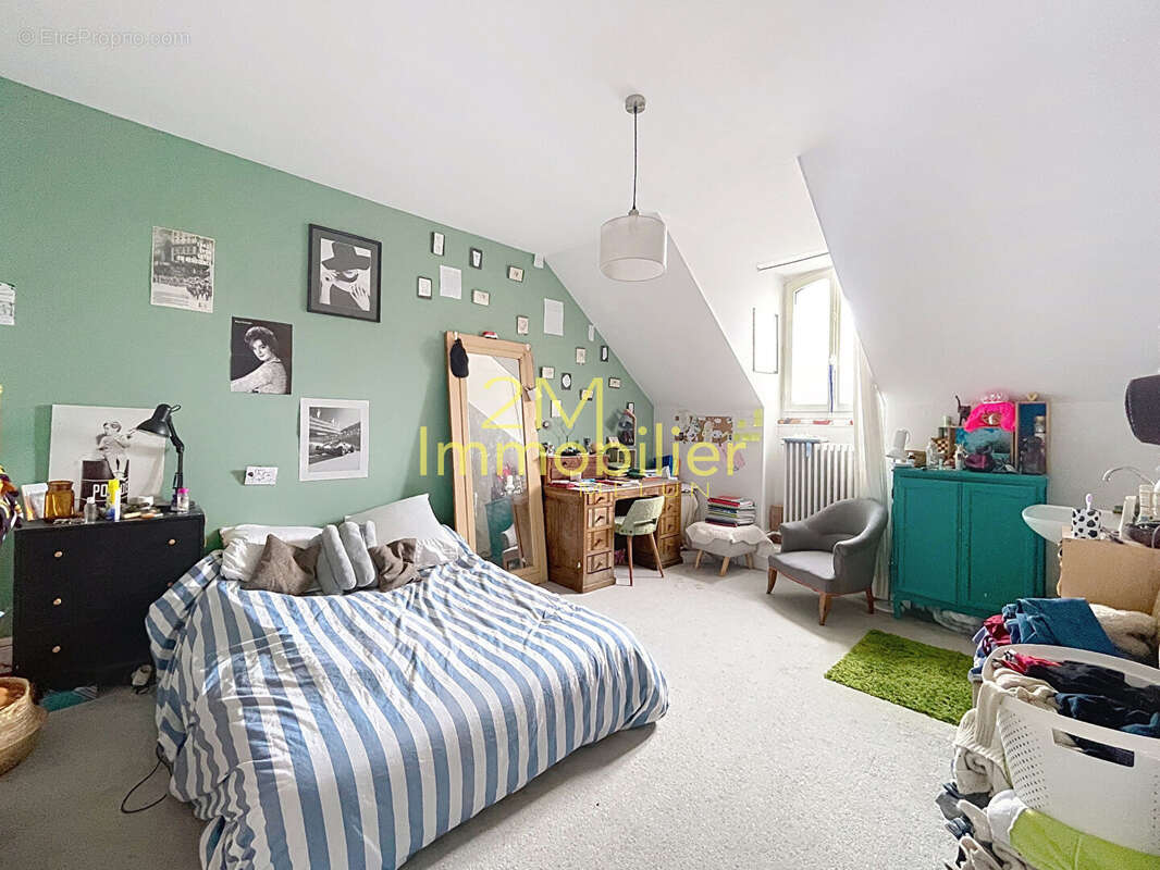 Maison Melun GARE 13 pièce(s) 300 m2 + Dépendance - photo 15