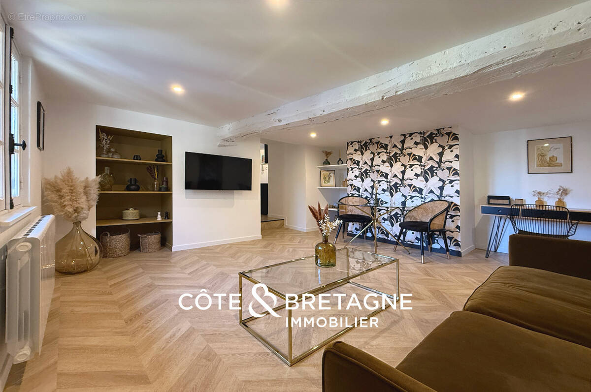 Appartement à LAMBALLE