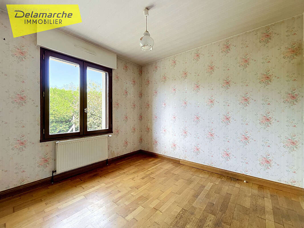 Maison de plain-pied - 2 chambres - Sous-sol complet - DUCEY-LES-CHERIS (50220) - photo 8