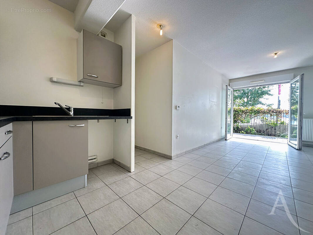 Appartement à BEGLES