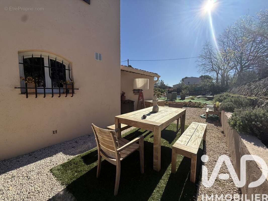 Photo 7 - Maison à SAINT-CEZAIRE-SUR-SIAGNE