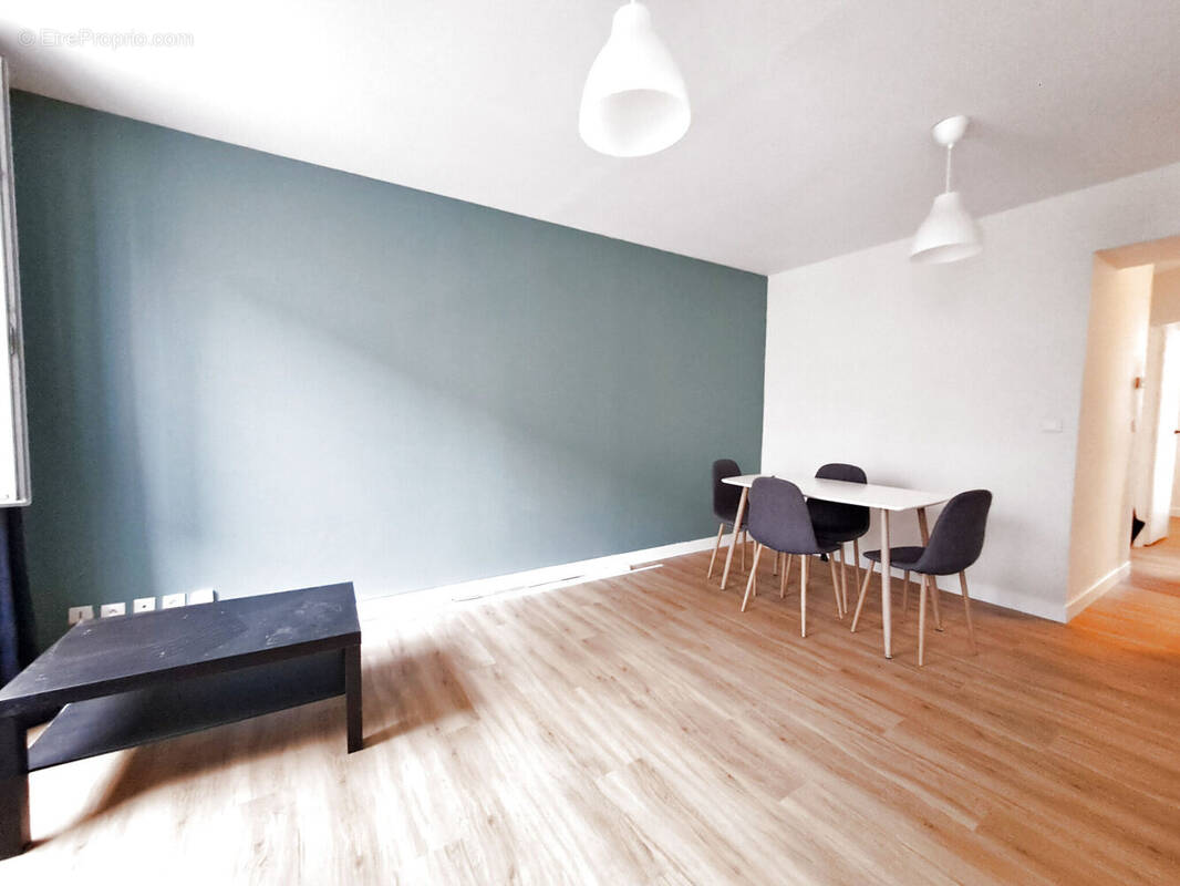 Photo 1 - Appartement à SAINT-ETIENNE