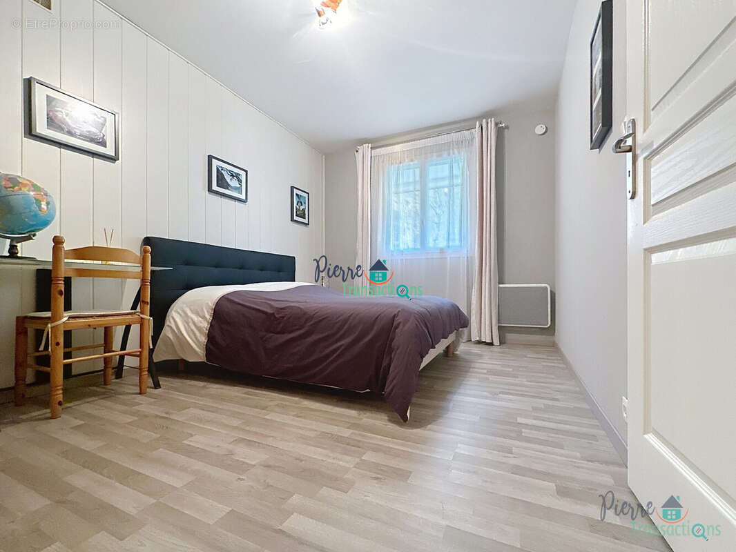 Maison à GRUCHET-LE-VALASSE