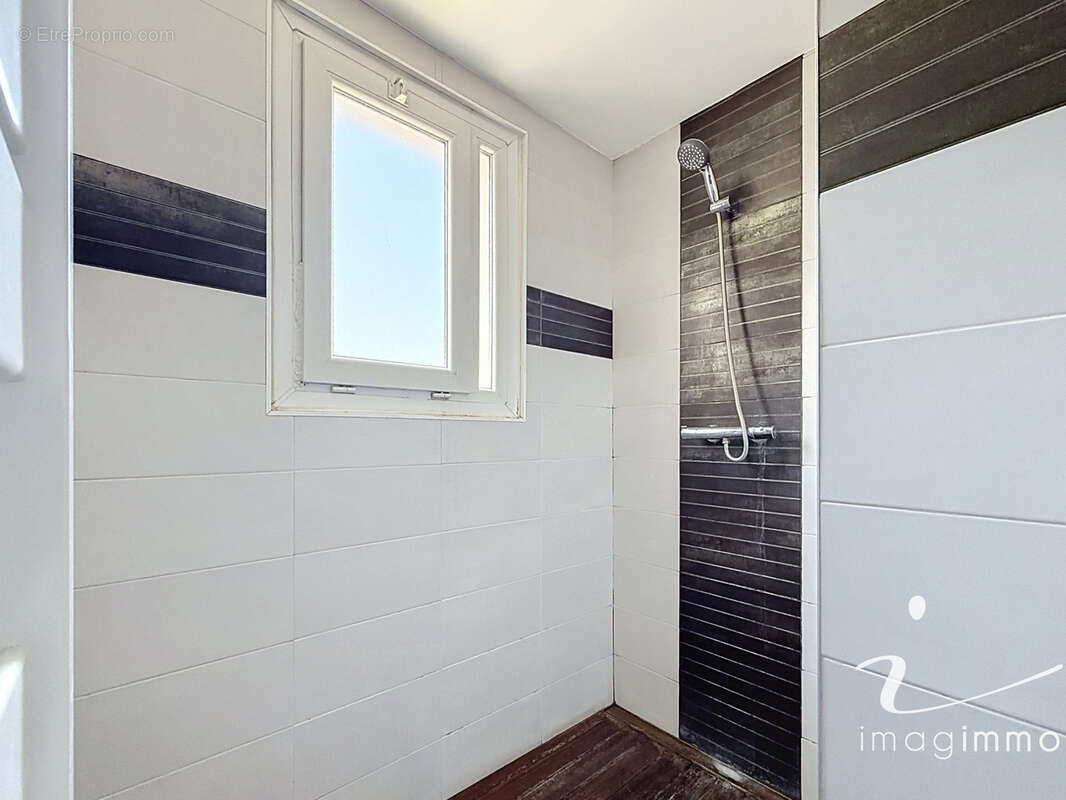 Palavas rive droite appartement 3 pieces cave - photo 8