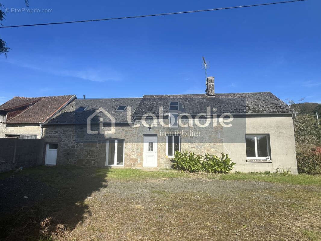 Maison à COULOUVRAY-BOISBENATRE