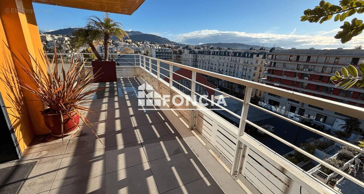 Appartement à NICE