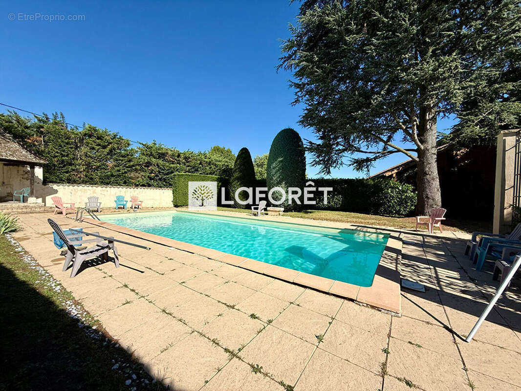 Maison à BELLEVILLE