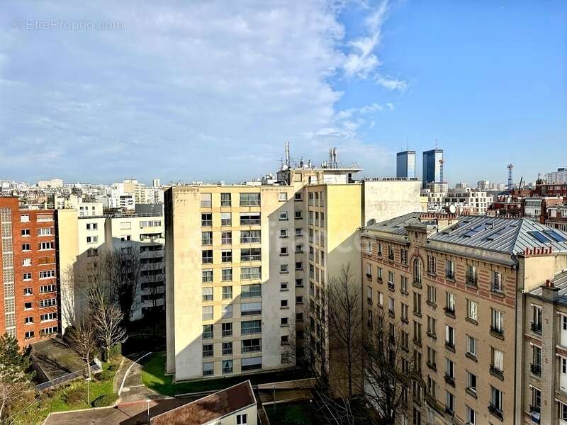 Appartement à PARIS-20E