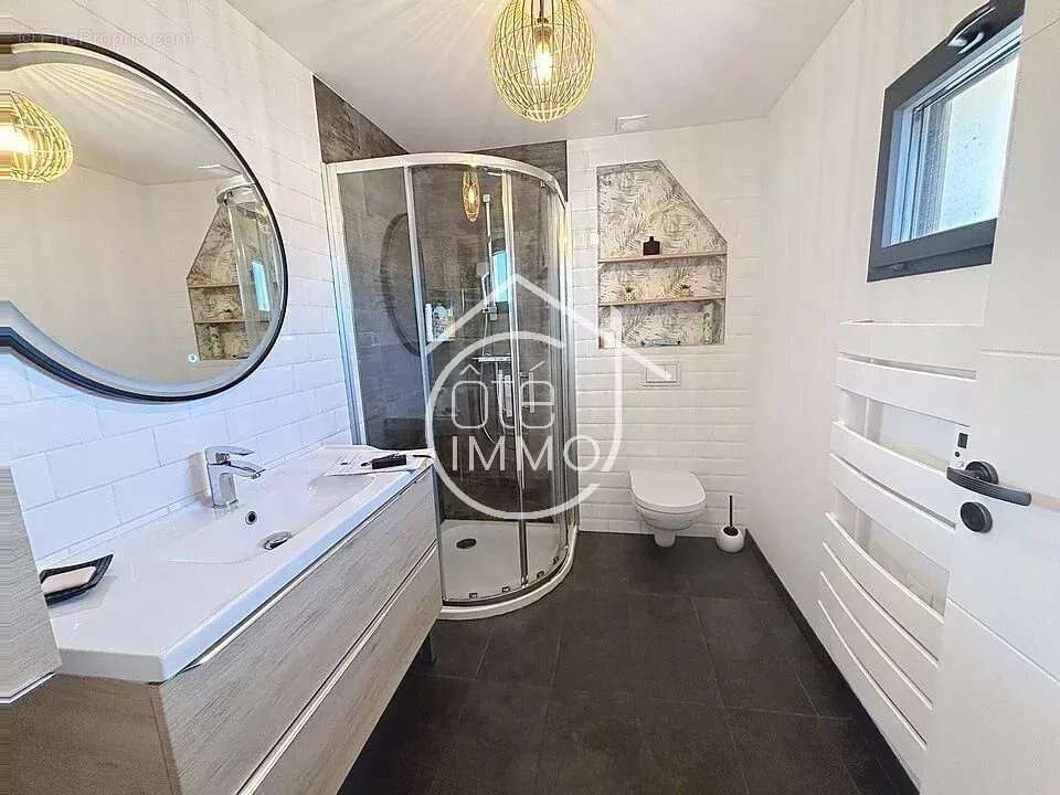 Maison à SAINT-JEAN-DE-BLAIGNAC