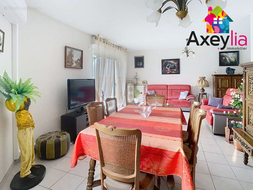 Appartement à RIORGES