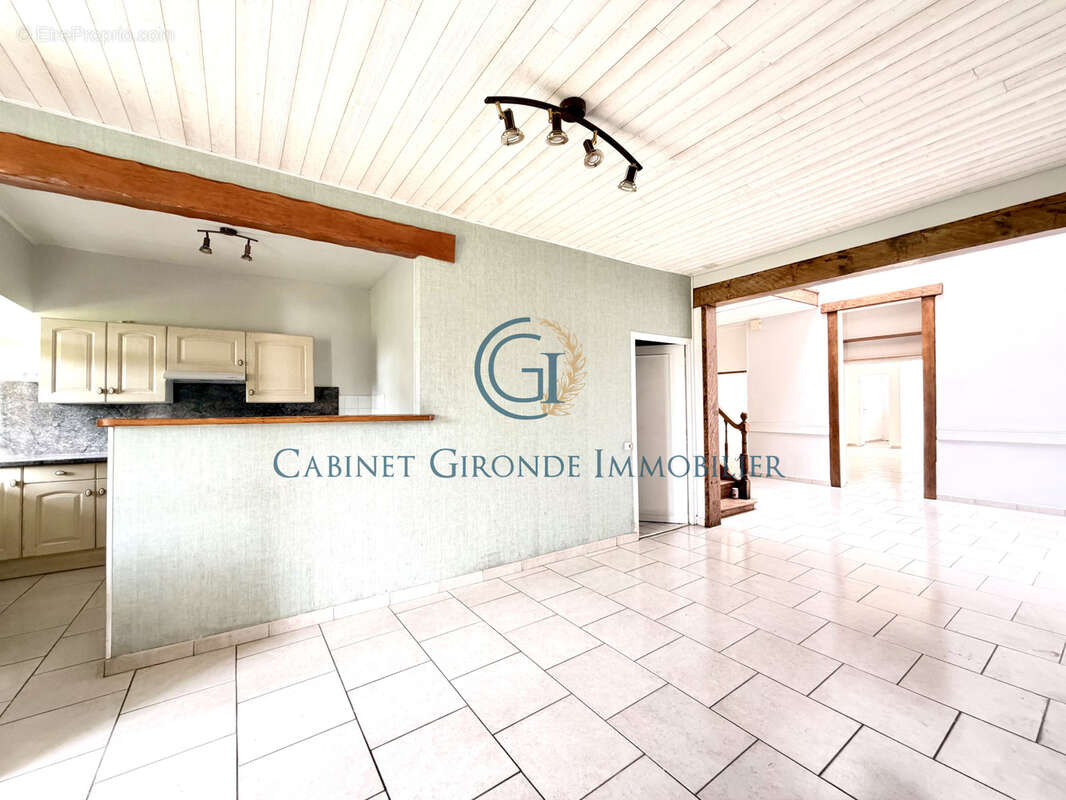 Maison à GIRONDE-SUR-DROPT
