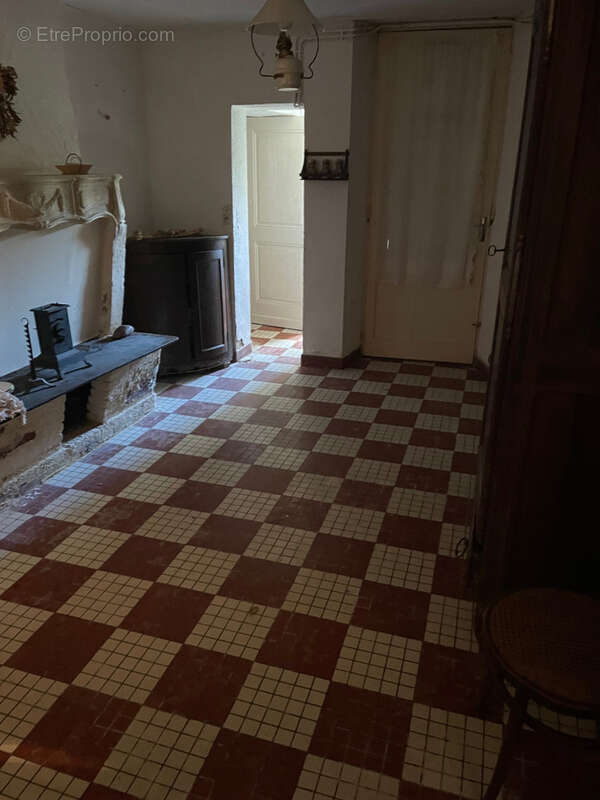 Maison à SAINT-SEURIN-DE-CADOURNE