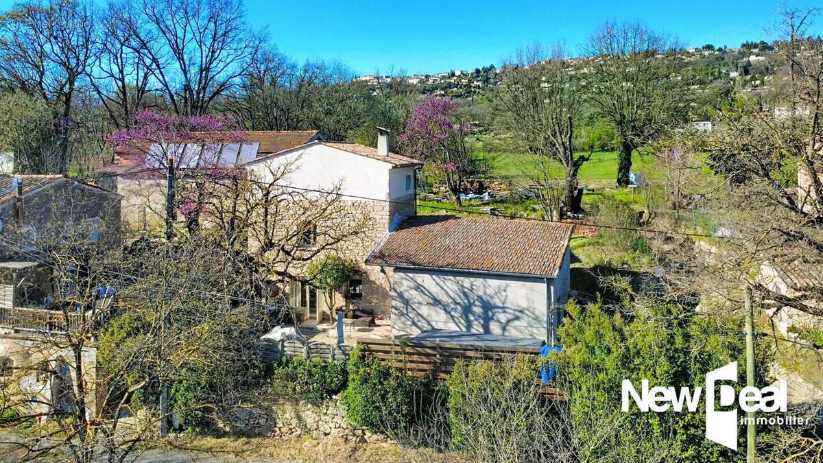 Maison à MONTAUROUX