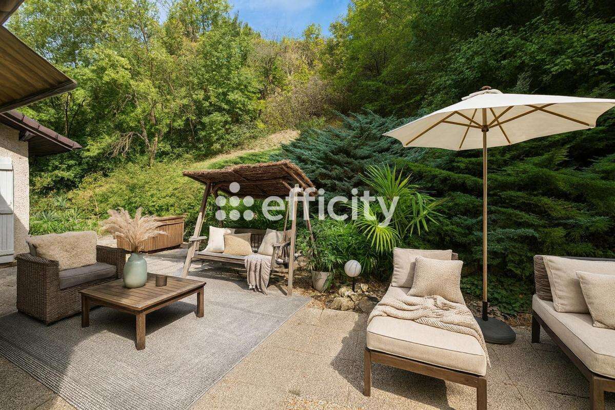 Maison à FONTANIL-CORNILLON