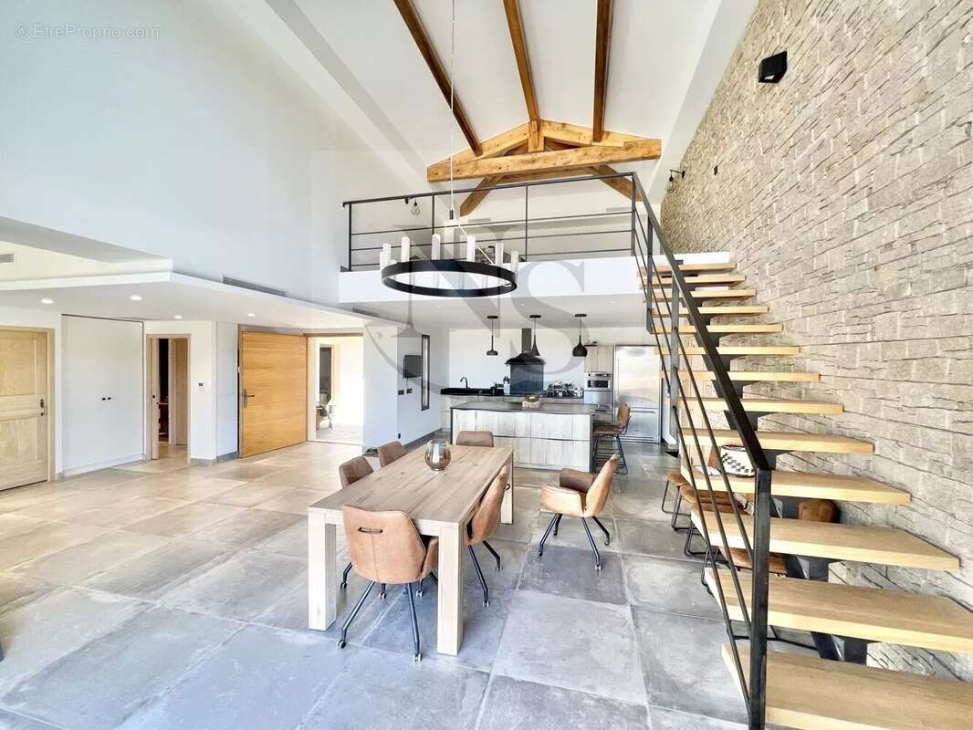 Maison à AIX-EN-PROVENCE