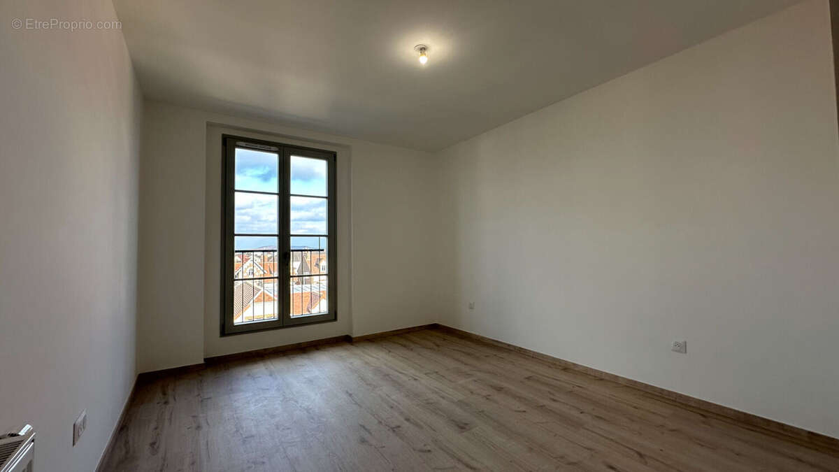 Appartement à COMPIEGNE