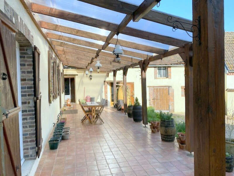 Maison 228 m² à Sens  - photo 4