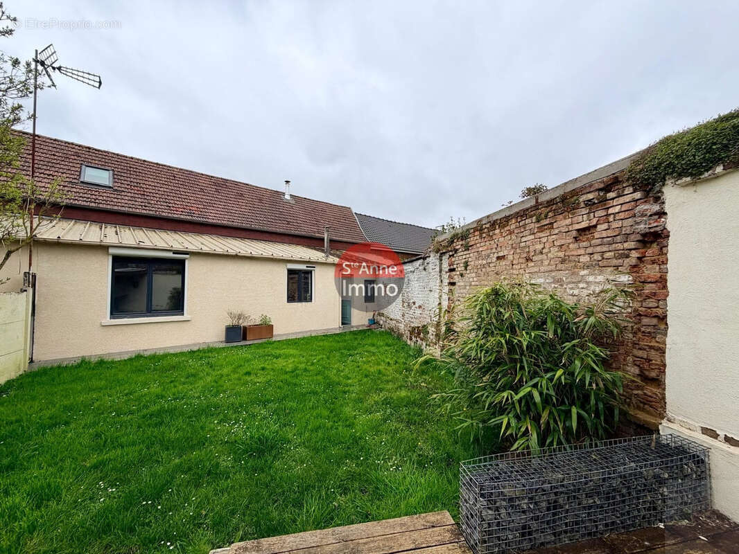 Maison à VIGNACOURT