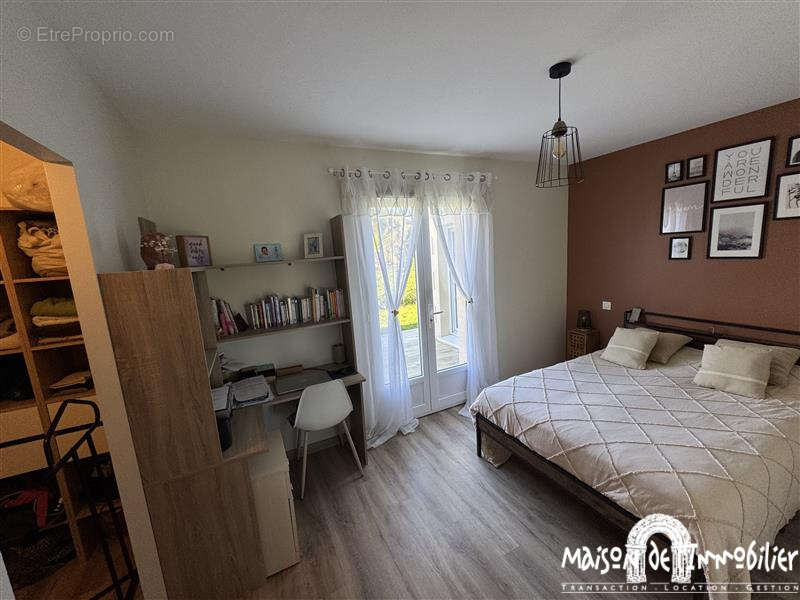 Maison à BOURG-CHARENTE