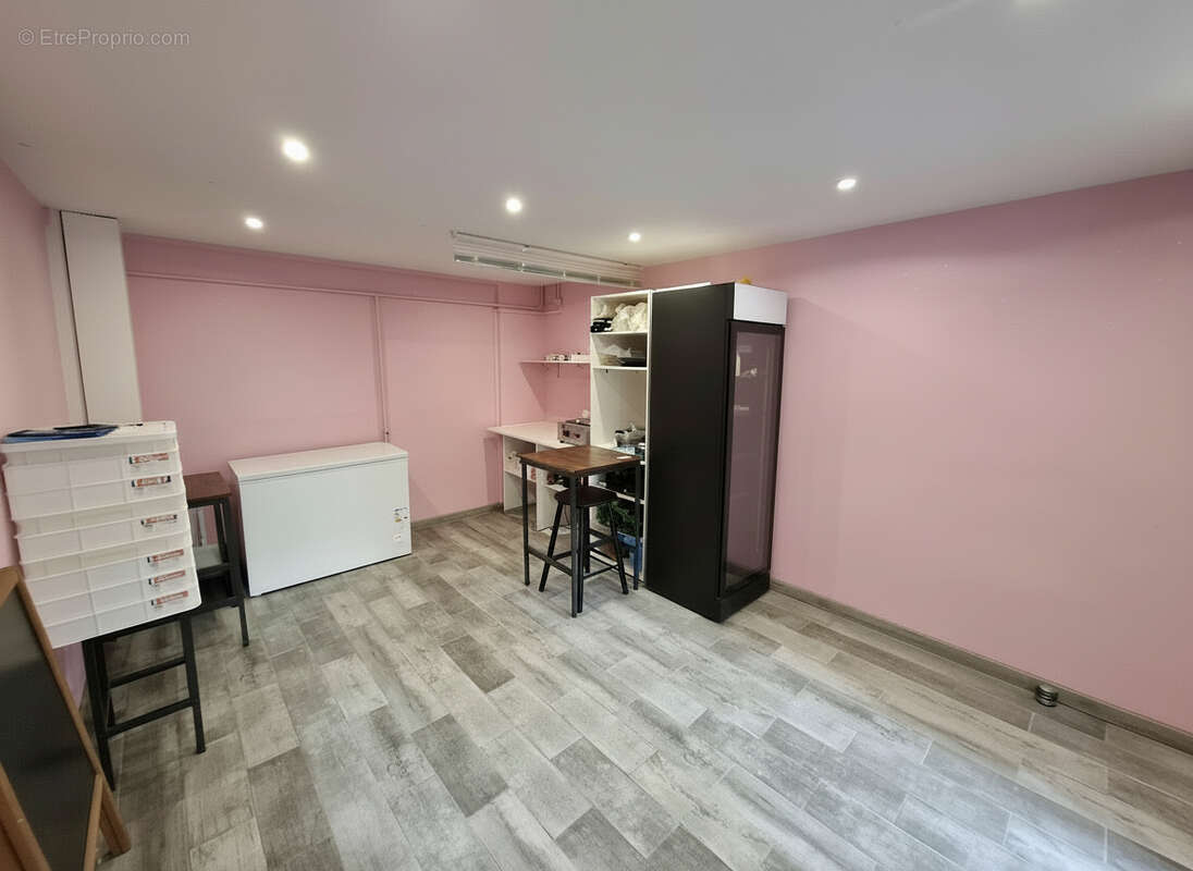 Autre à MARSEILLE-5E