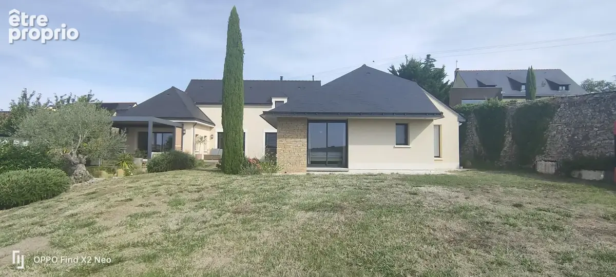 Maison de prestige -MONTJEAN SUR LOIRE -49570 - photo 2