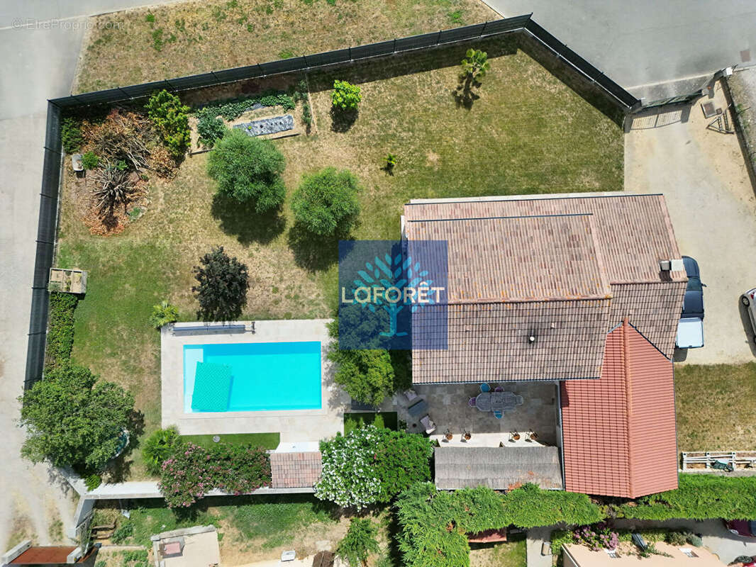 Villa 121m² avec piscine à Assieu - photo 17