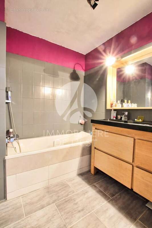 Appartement à LYON-8E