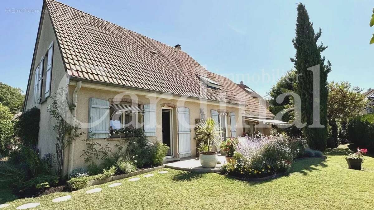 Maison à NOISY-LE-ROI