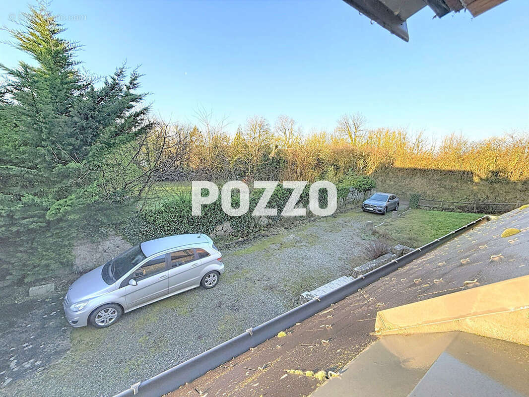 Maison à HEUGUEVILLE-SUR-SIENNE