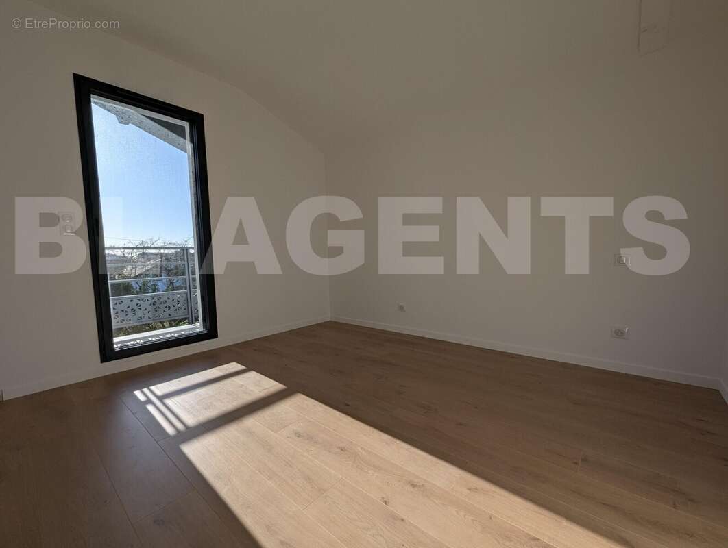 PXL_20250131_145723789 - Maison à TARNOS