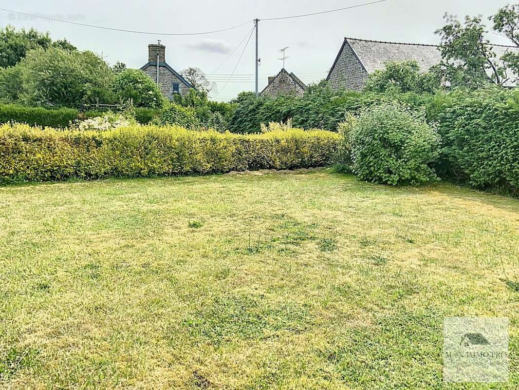 Maison à LA SELLE-EN-COGLES