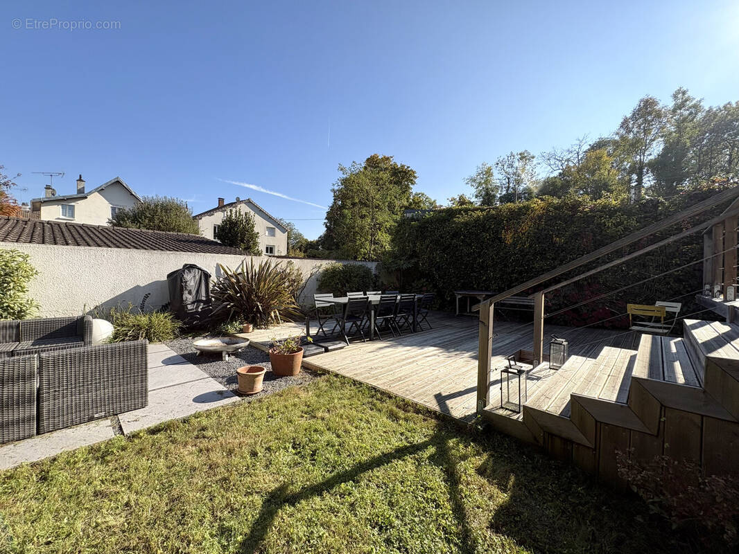 Maison à SAINT-CYR-L&#039;ECOLE