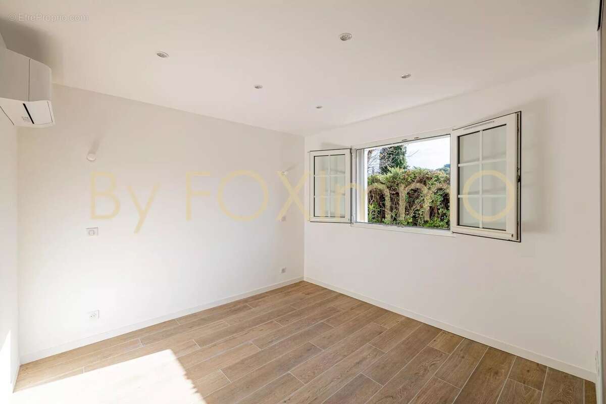 Maison à LA COLLE-SUR-LOUP