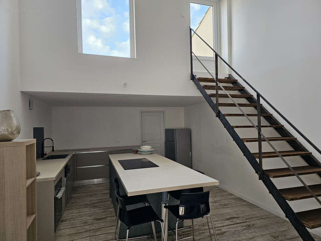 Appartement à ROGNES