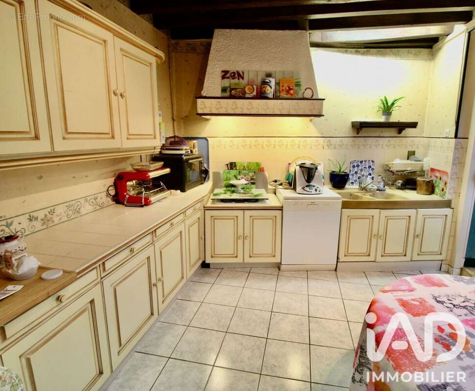 Maison 105 m² à Neuilly-En-Thelle  - photo 2