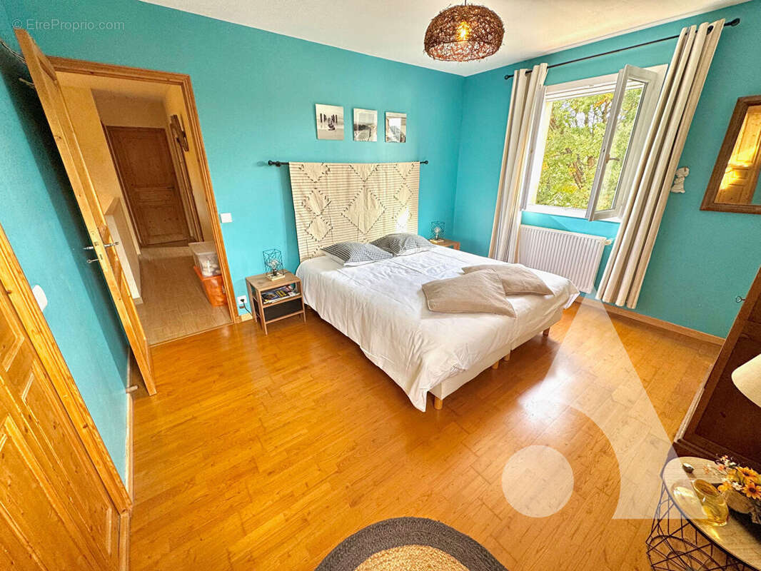 Maison à VILLECROZE