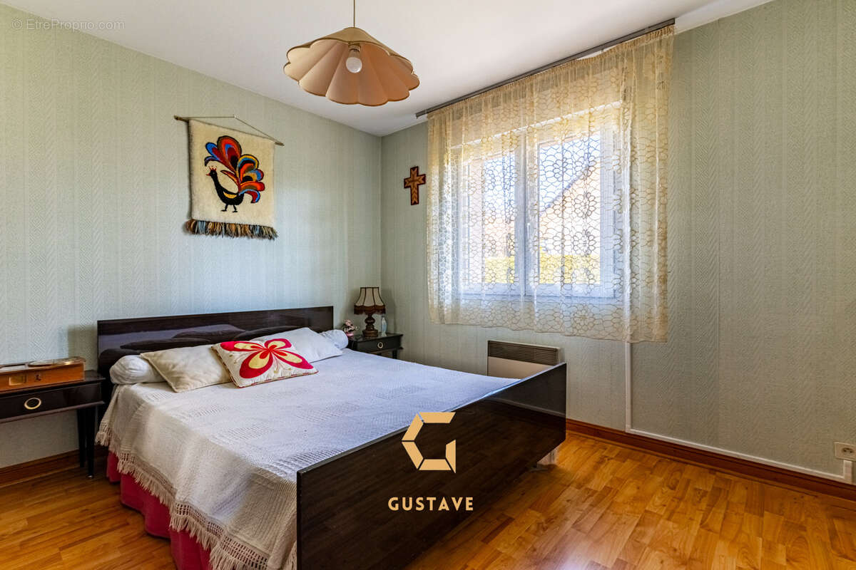 Maison à VAROIS-ET-CHAIGNOT