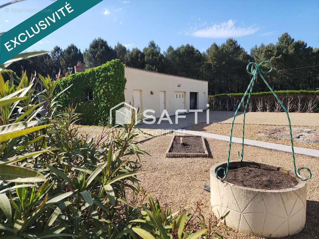 Photo 3 - Maison à MOULIHERNE