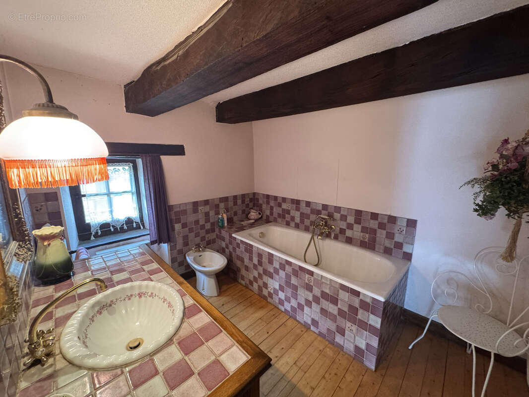 Maison à REQUISTA