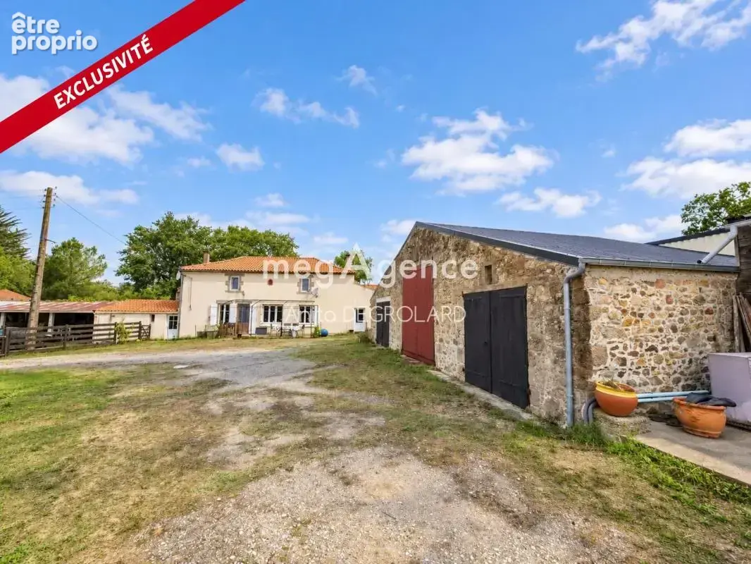 Propriété équestre – 4 hectares attenants – 5 chambres – rives de l’yon - photo 2