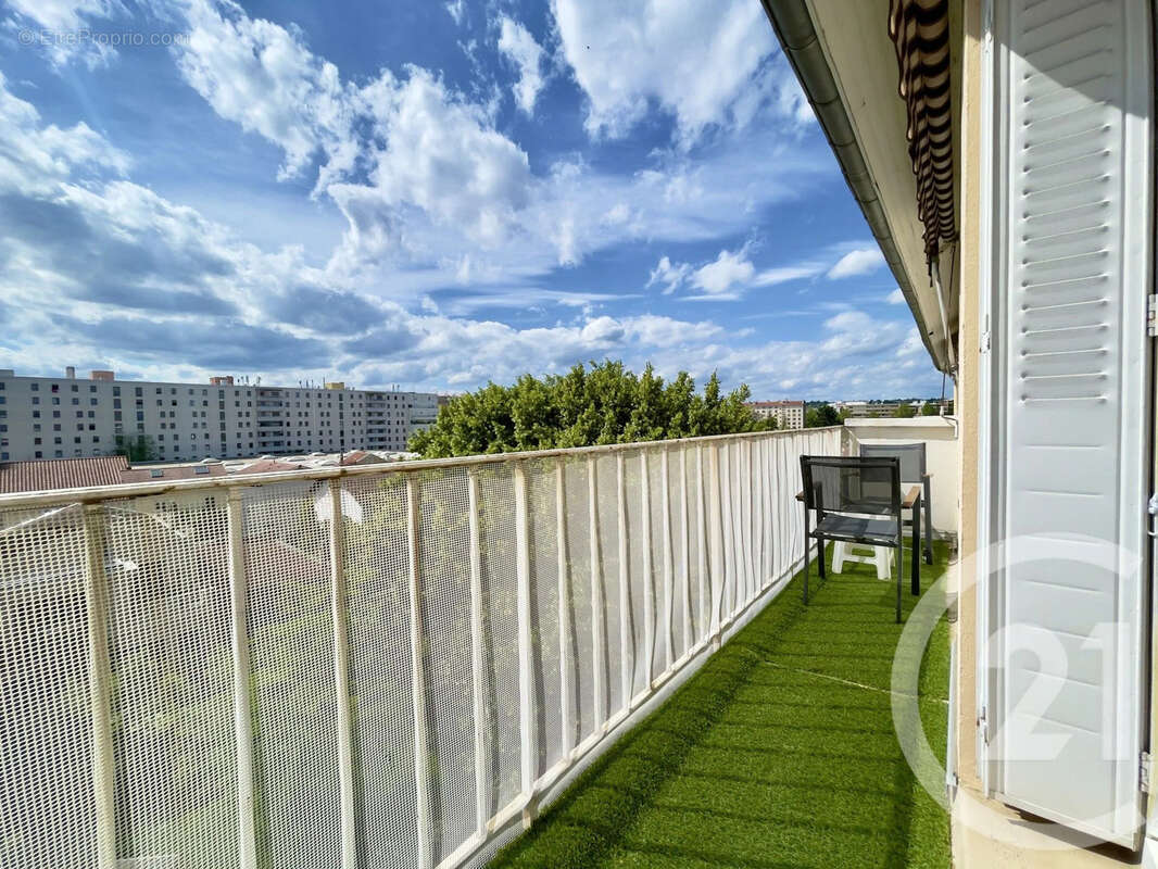 Appartement à VILLEURBANNE