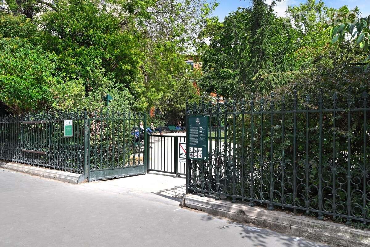 Appartement à PARIS-3E