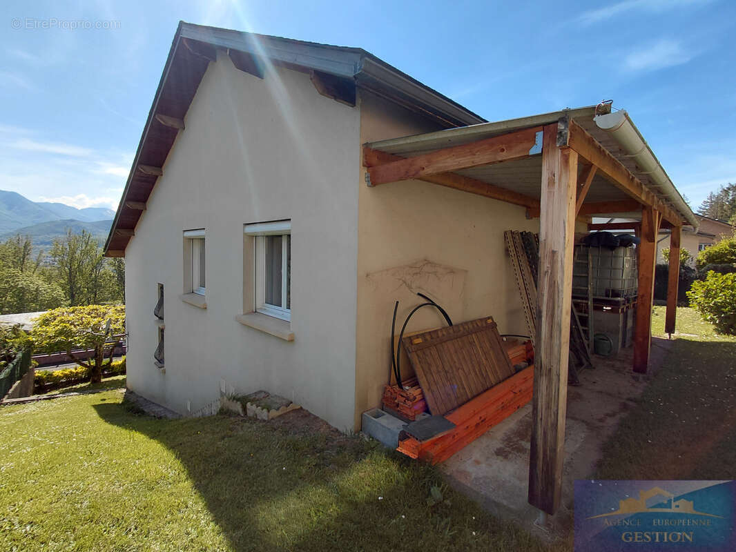 Maison à LOURDES