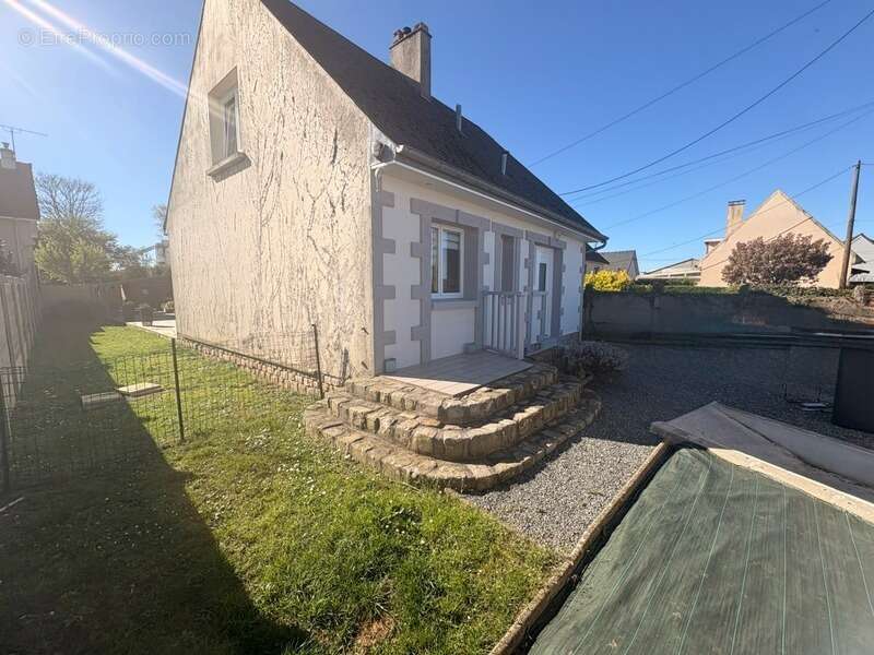 Maison à BELLEVILLE-SUR-MER