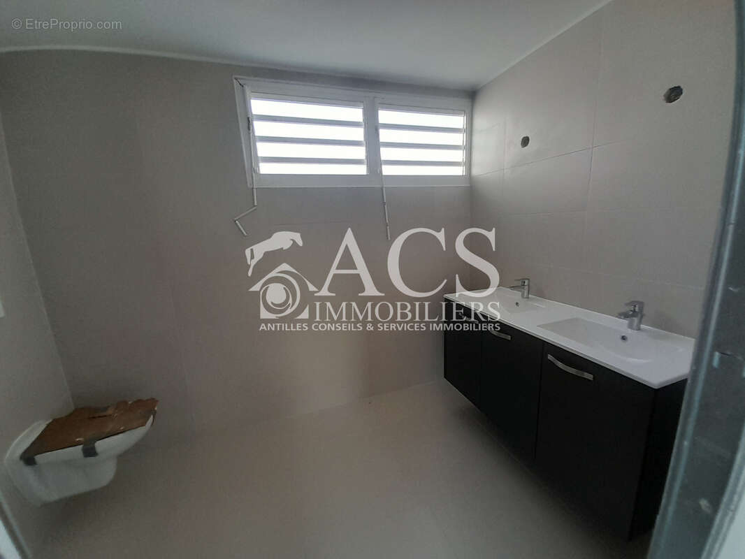 Appartement à LES TROIS-ILETS