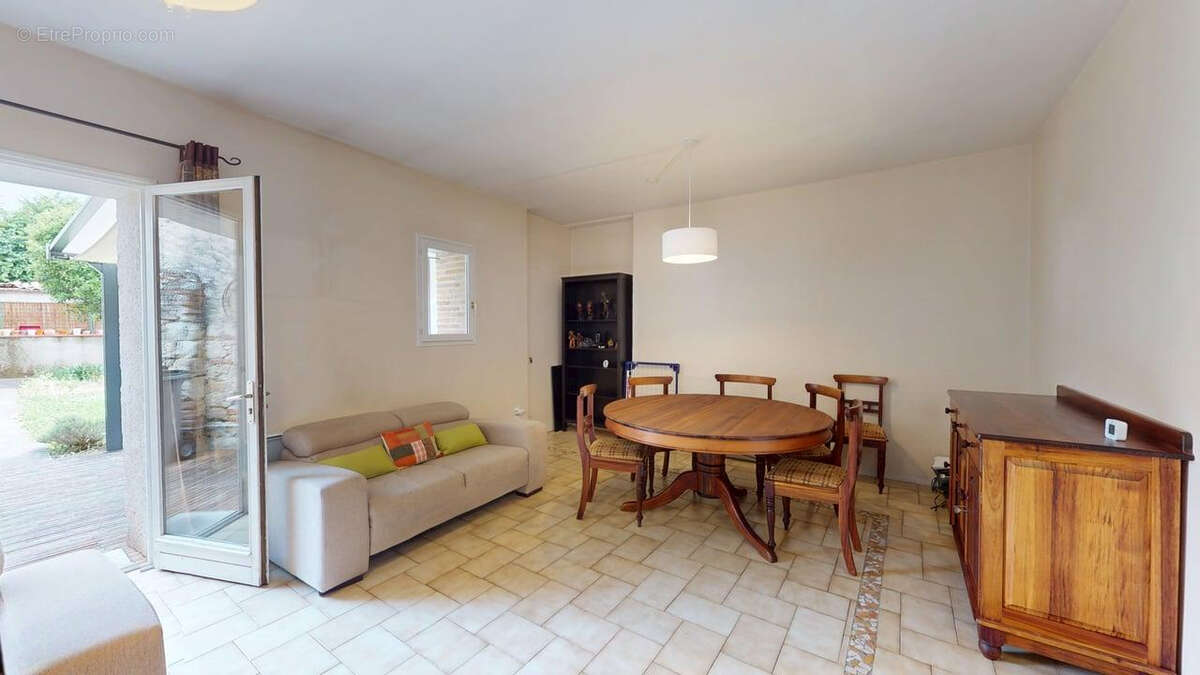 Maison à AUVILLAR