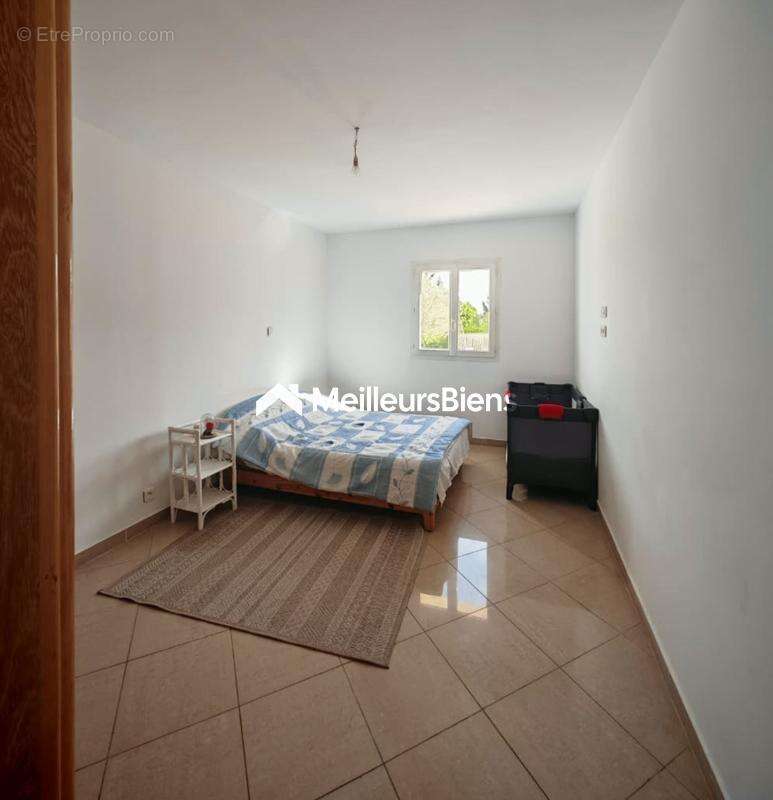 Maison à CUERS